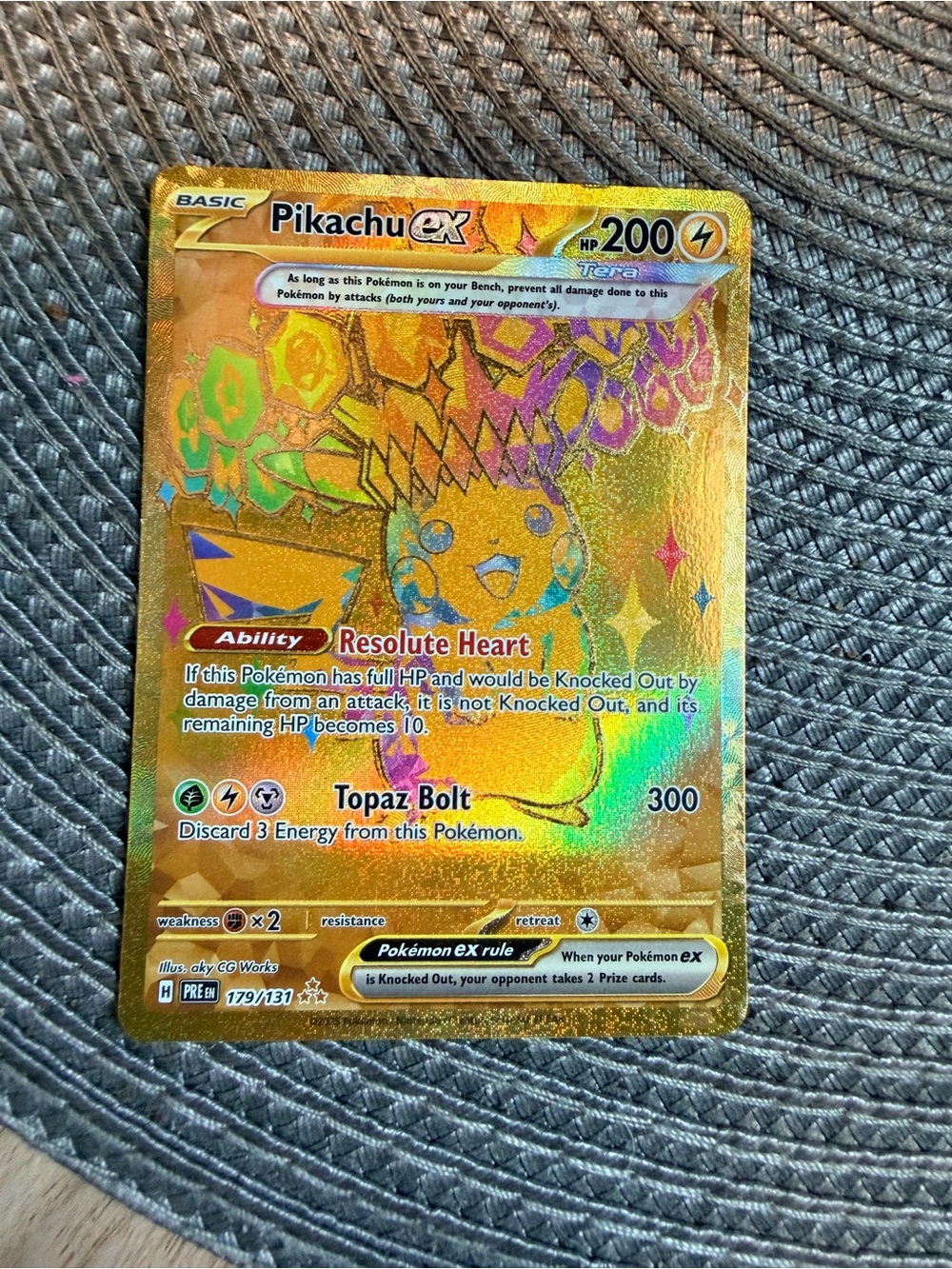 Pokemon Pikachu ex Gold Holofoil Card - Yellow & Gold